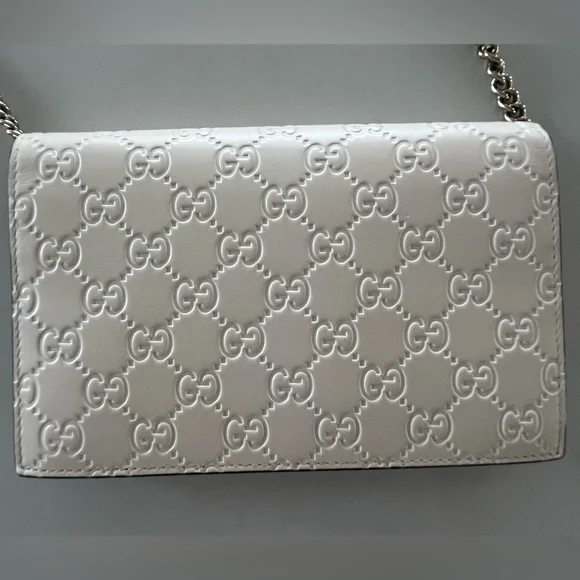Gucci Signature White Guccissima Bow Wallet on Chain WOC Shoulder Crossbody Bag